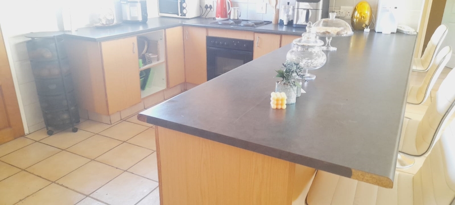 2 Bedroom Property for Sale in Wilkoppies North West